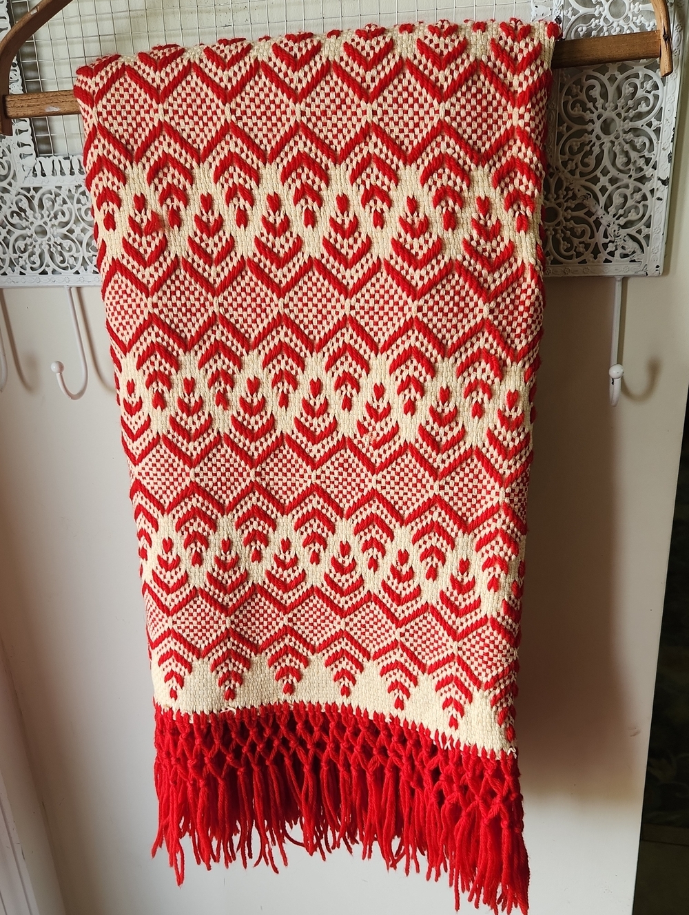 Red and Cream Woven Fringe Throw Blanket